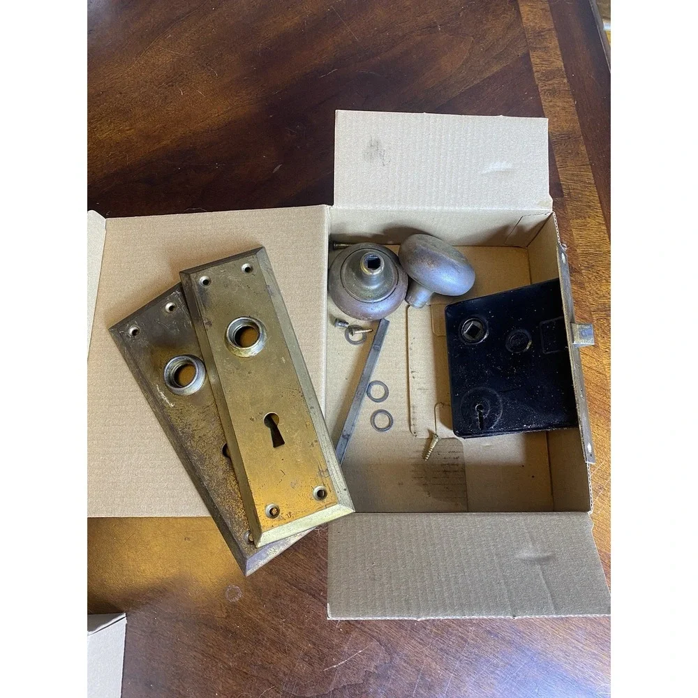 N/A lot antique